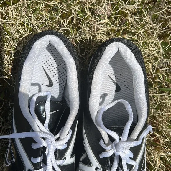 Women’s Nike golf shoes size 7 - Picture 9 of 10